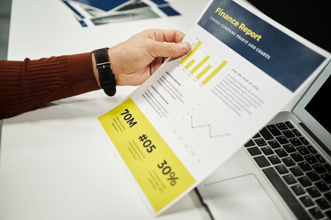 Illustration explaining FBAR reporting requirements for high-balance foreign deposits, including FATCA reporting, foreign trusts, indirect ownership, peak account balances, and FinCEN Form 114 compliance.
