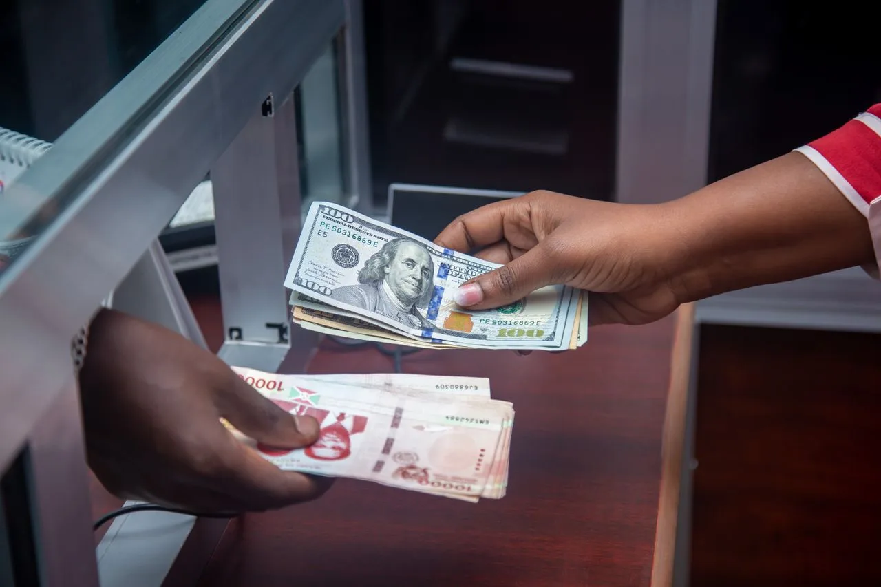 Illustration explaining when foreign deposit interest becomes taxable under IRS rules, including constructive receipt, fixed deposit accrual, and foreign interest reporting requirements.