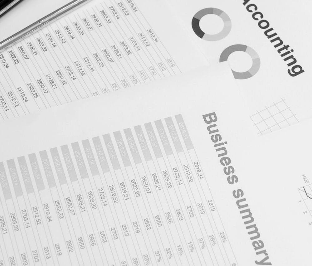 Illustration explaining what qualifies as a foreign financial account, including foreign bank accounts, brokerage accounts, pensions, cash-value life insurance, FBAR, and FATCA reporting requirements. L1A