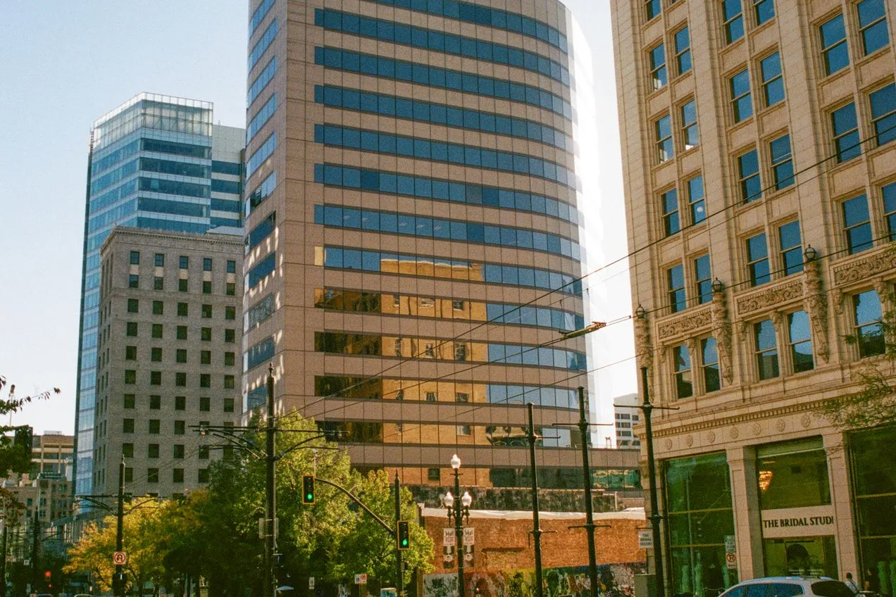 IRS Rules : IRS worldwide income rules for foreign deposits, explaining foreign interest income reporting, offshore bank accounts, FBAR filing, FATCA Form 8938, and U.S. tax compliance. L1A
