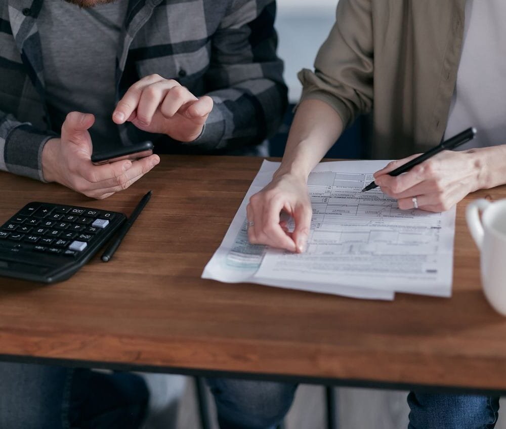 US citizen reporting Indian credit card, digital wallet, and bank account balances for FBAR and IRS tax compliance