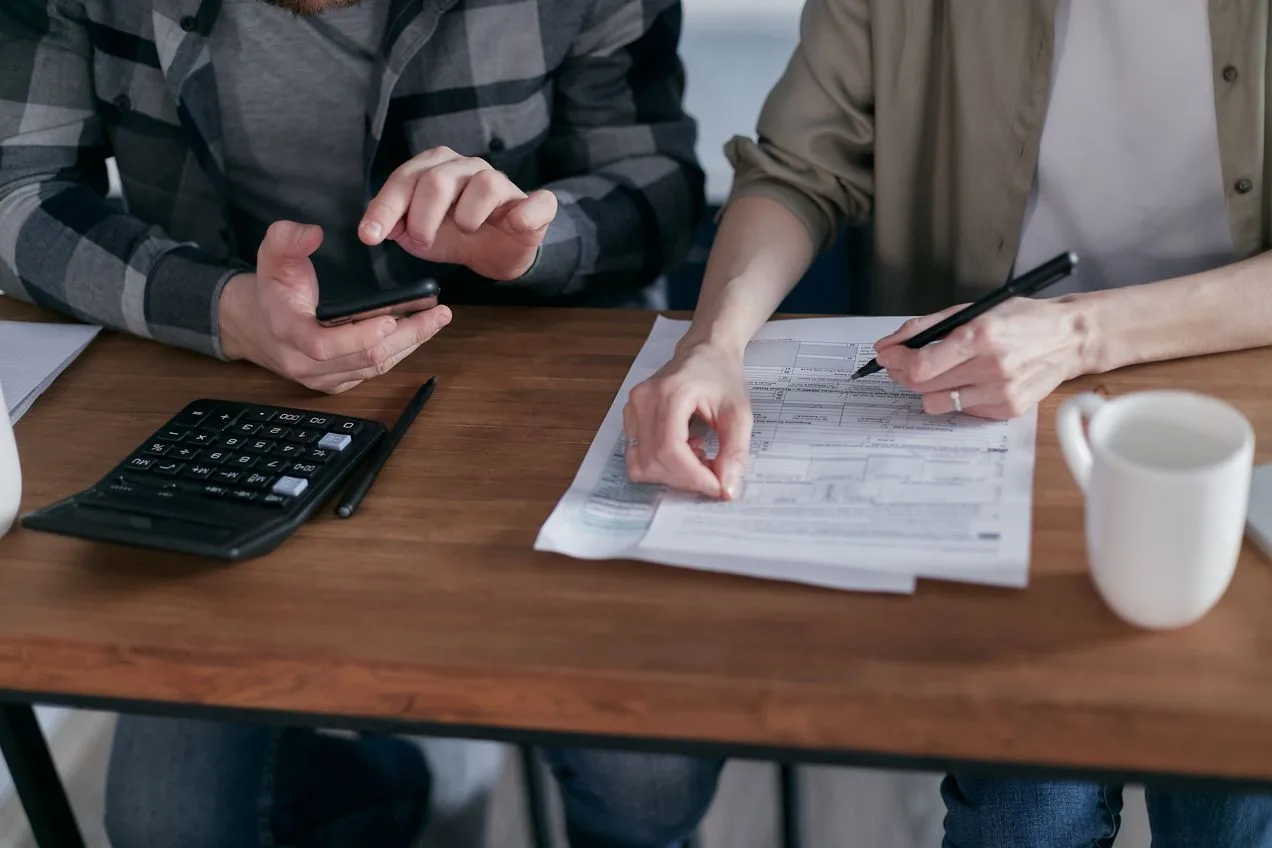 US citizen reporting Indian credit card, digital wallet, and bank account balances for FBAR and IRS tax compliance