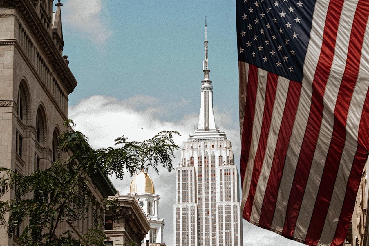US Citizens in India: EPF Reporting & Form 2555 Guide U.S. citizens employed by Indian companies with Employees' Provident Fund (EPF) and U.S. tax reporting requirements under Form 2555, FBAR, and Form 1040.