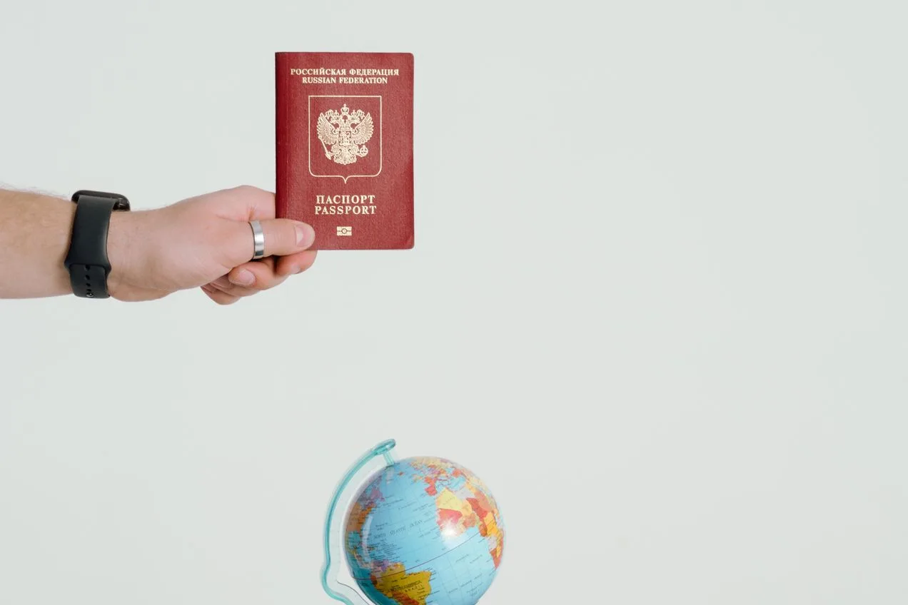 Americans living in India with NRE Fixed Deposits (FDs) and U.S. tax reporting requirements for Form 1040, Schedule B, FBAR, and FATCA. O1 Visa Green Card Holder