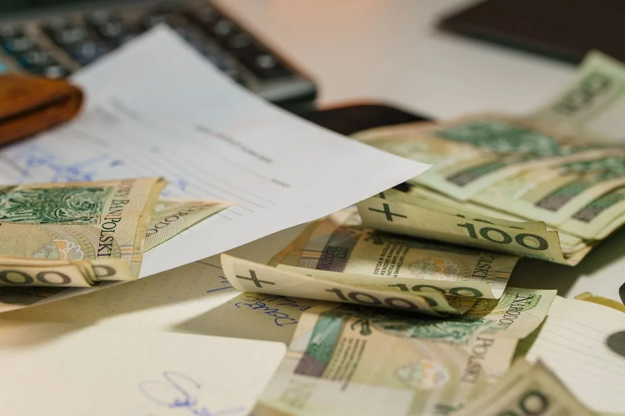Foreign Accounts Below Threshold Tax Rules for New Citizens Foreign Salary Foreign Accounts