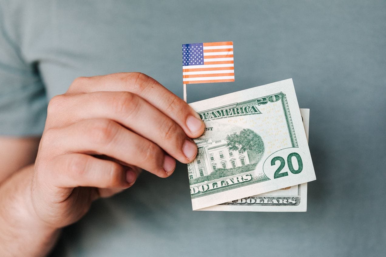O-1 to Green Card: How Worldwide Income Reporting Changes Green Card